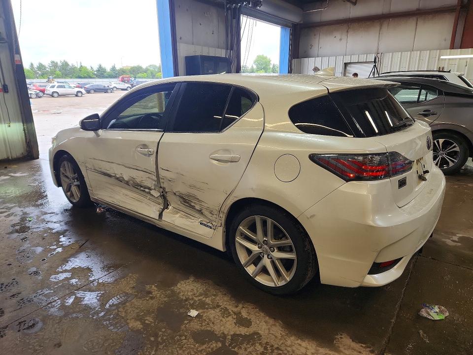 Photo 2 from auction – 2015 LEXUS CT with VIN JTHKD5BH3F2248252