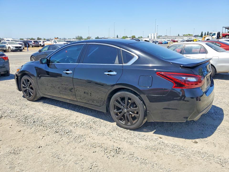 Photo 2 from auction – 2018 NISSAN ALTIMA with VIN 1N4AL3AP3JC257636