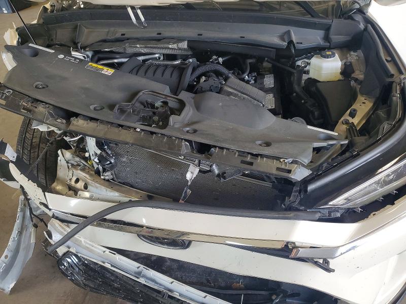 Photo 12 from auction – 2024 TOYOTA GRAND HIGHLANDER with VIN 5TDAAAB57RS064921