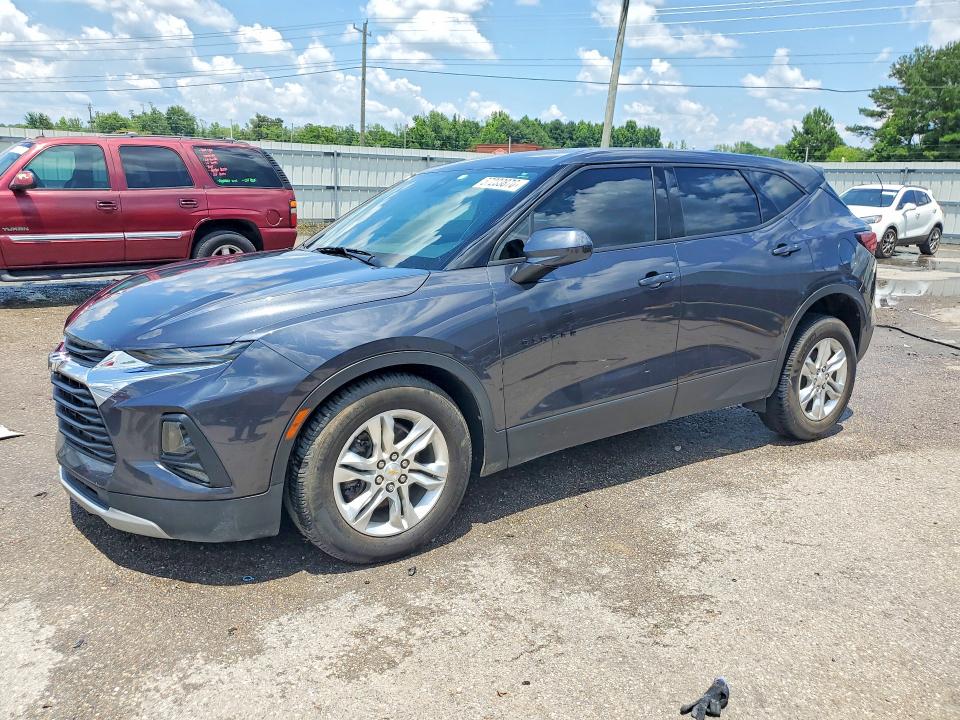 CHEVROLET BLAZER 2022 with VIN 3GNKBCR41NS117331 - Photo from auction