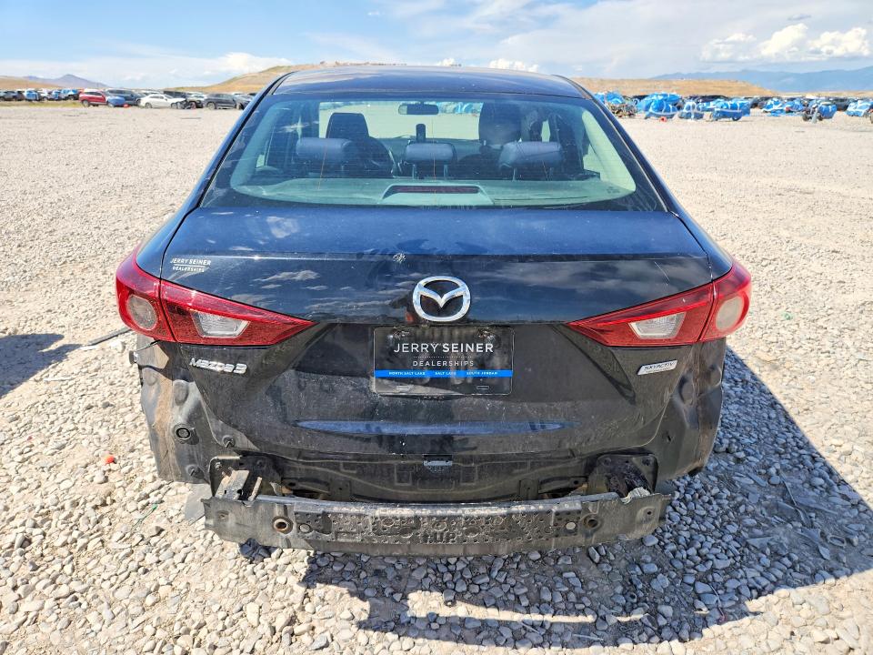 Photo 6 from auction – 2016 MAZDA 3 with VIN 3MZBM1T72GM276535