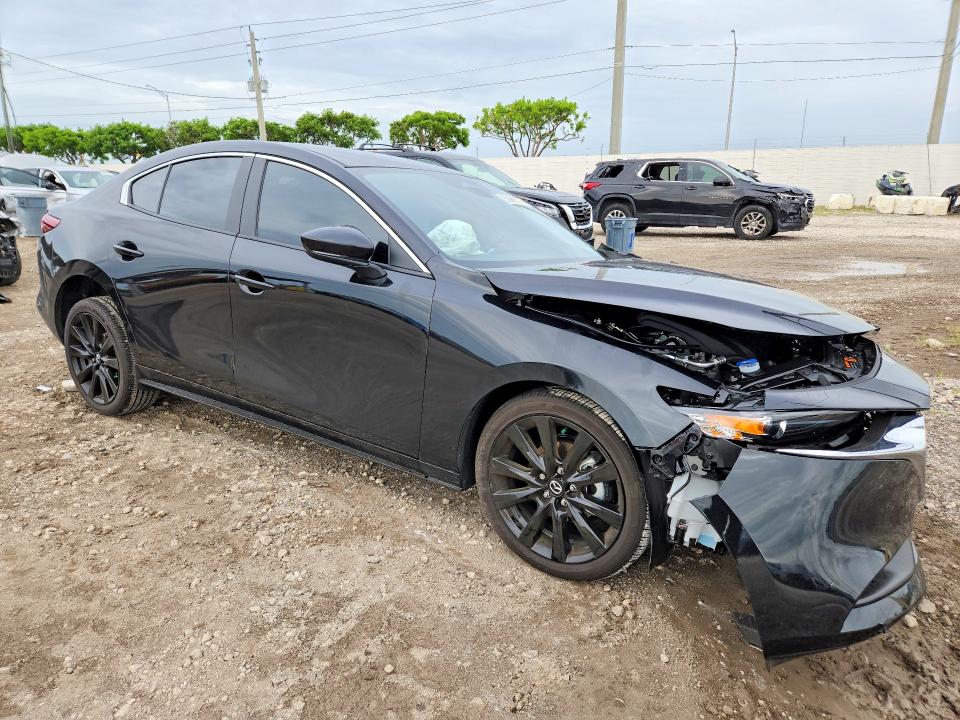 Photo 4 from auction – 2026 MAZDA 3 with VIN JM1BPABL8T1869851