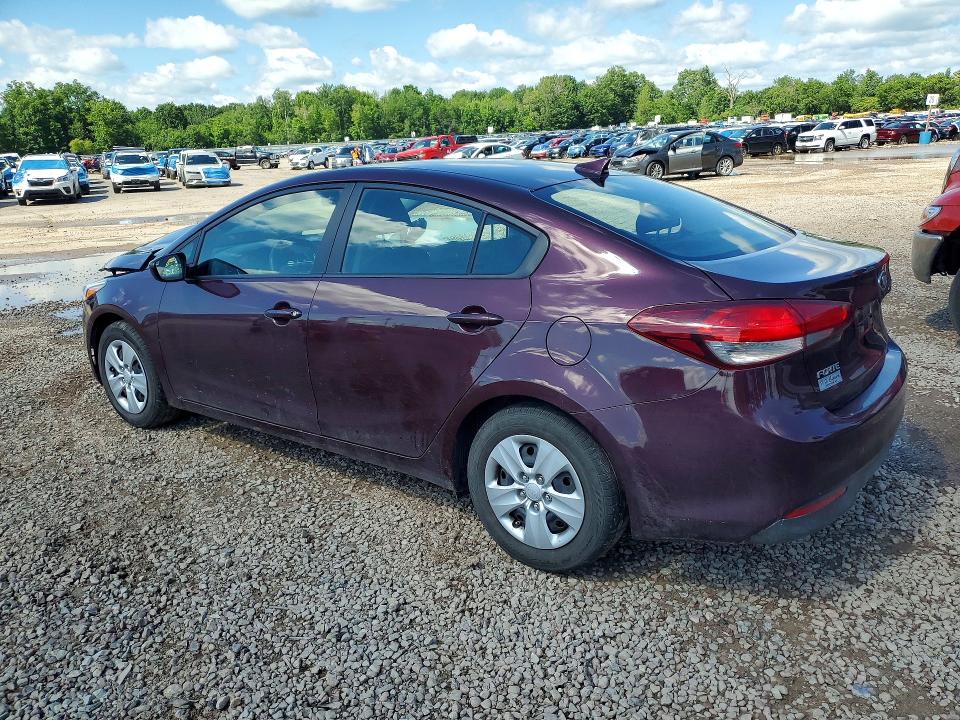 Zdjęcie 2 z aukcji – 2018 KIA FORTE z VIN 3KPFL4A77JE263079