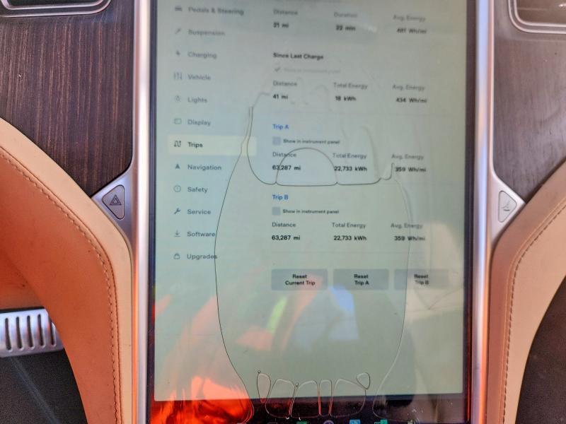 Zdjęcie 9 z aukcji – 2013 TESLA MODEL S z VIN 5YJSA1DP2DFP27697