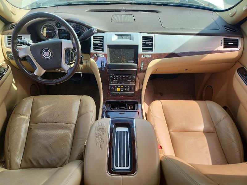 Photo 8 from auction – 2012 CADILLAC ESCALADE with VIN 1GYS3AEFXCR211719