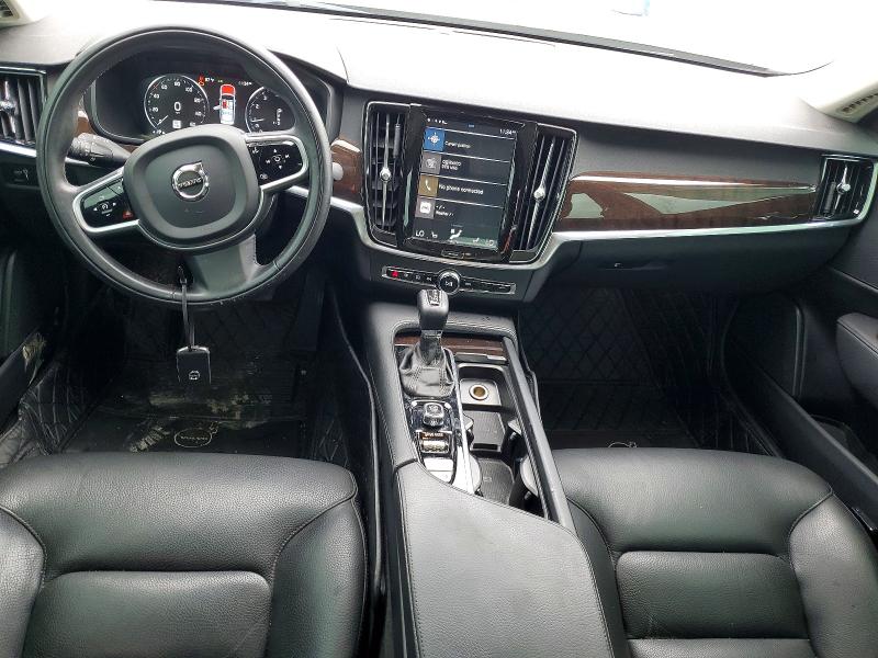 Photo 8 from auction – 2018 VOLVO S90 with VIN LVY102MK5JP056383