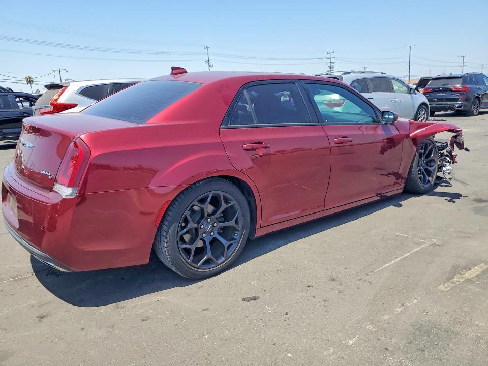 Zdjęcie 3 z aukcji – 2020 CHRYSLER 300 z VIN 2C3CCABG0LH253361