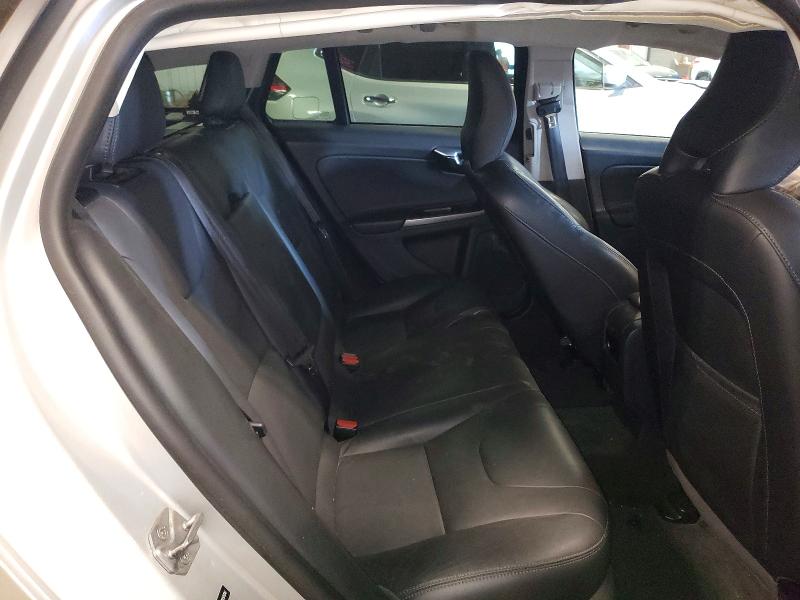 Photo 11 from auction – 2018 VOLVO V60CC with VIN YV440MWK3J2057636