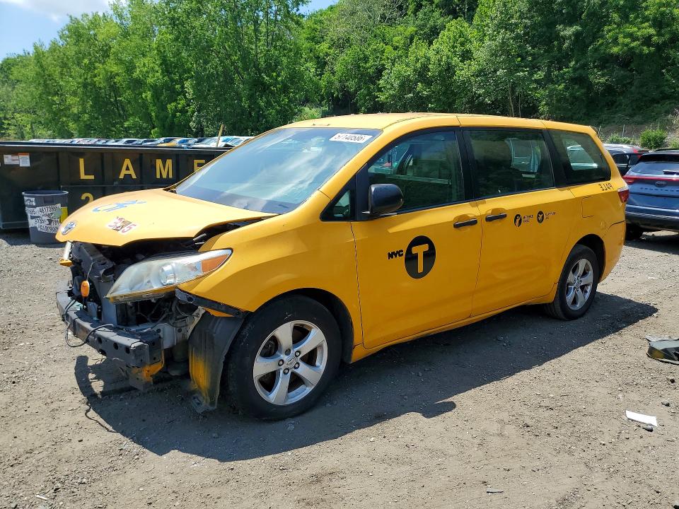 2016 TOYOTA SIENNA - Търг №57140586