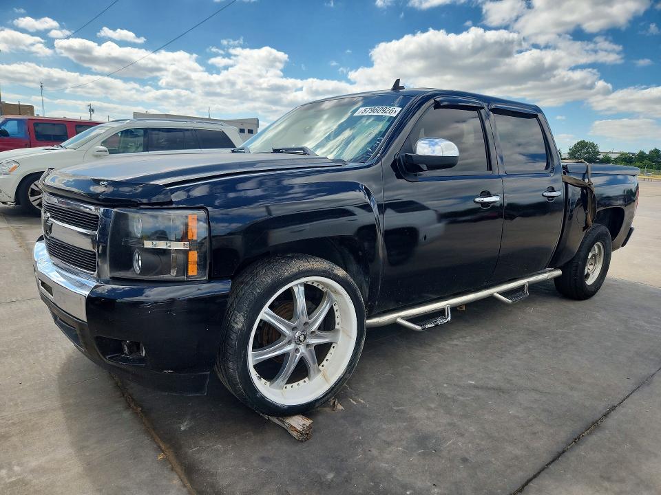 CHEVROLET SILVERADO 2012 with VIN 3GCPKSE73CG154082 - Photo from auction