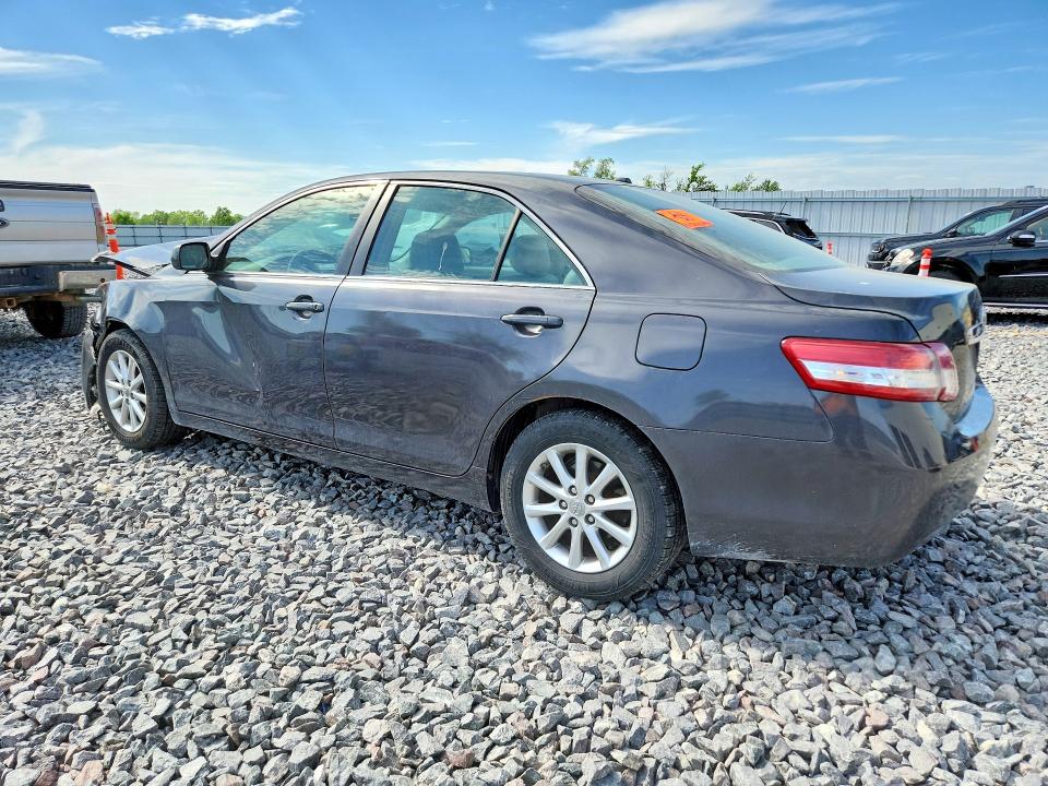 Photo 2 from auction – 2011 TOYOTA CAMRY with VIN 4T1BF3EKXBU203536