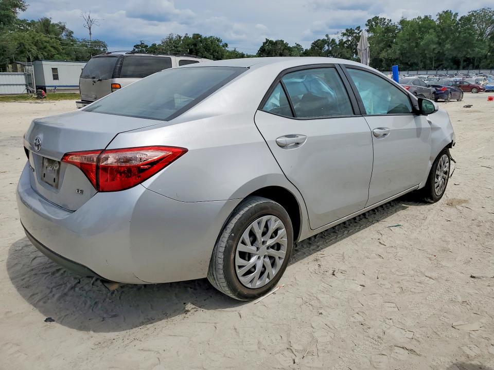 Photo 3 from auction – 2019 TOYOTA COROLLA with VIN 5YFBURHE7KP942749