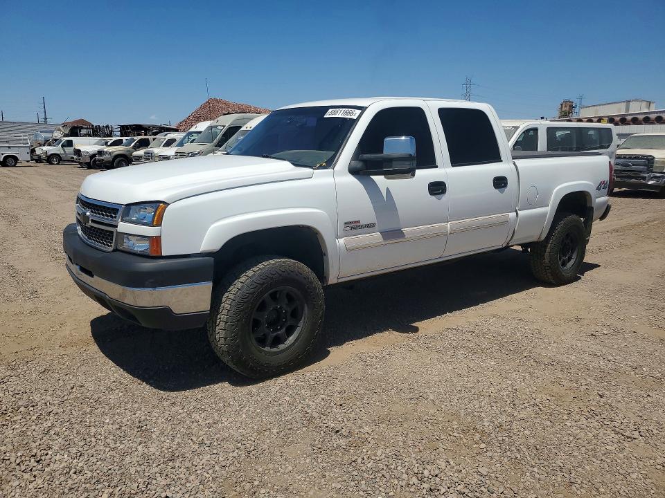 CHEVROLET SILVERADO 2005 with VIN 1GCHK23225F810014 - Photo from auction