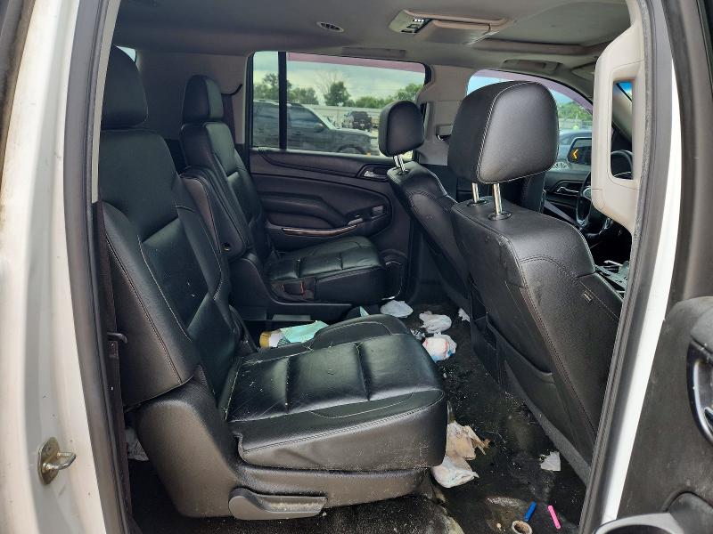 Photo 11 from auction – 2016 CHEVROLET SUBURBAN with VIN 1GNSCHKC5GR403510