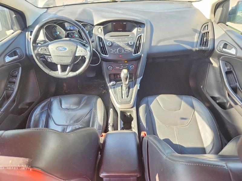 Photo 8 from auction – 2015 FORD FOCUS with VIN 1FADP3F20FL227922