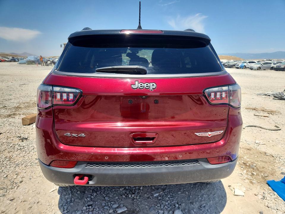 Photo 6 from auction – 2021 JEEP COMPASS with VIN 3C4NJDDB9MT591136