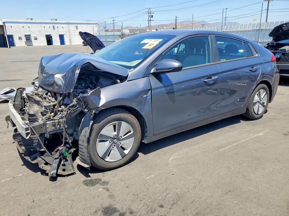 Photo 1 from auction – 2017 HYUNDAI IONIQ with VIN KMHC65LC2HU040126