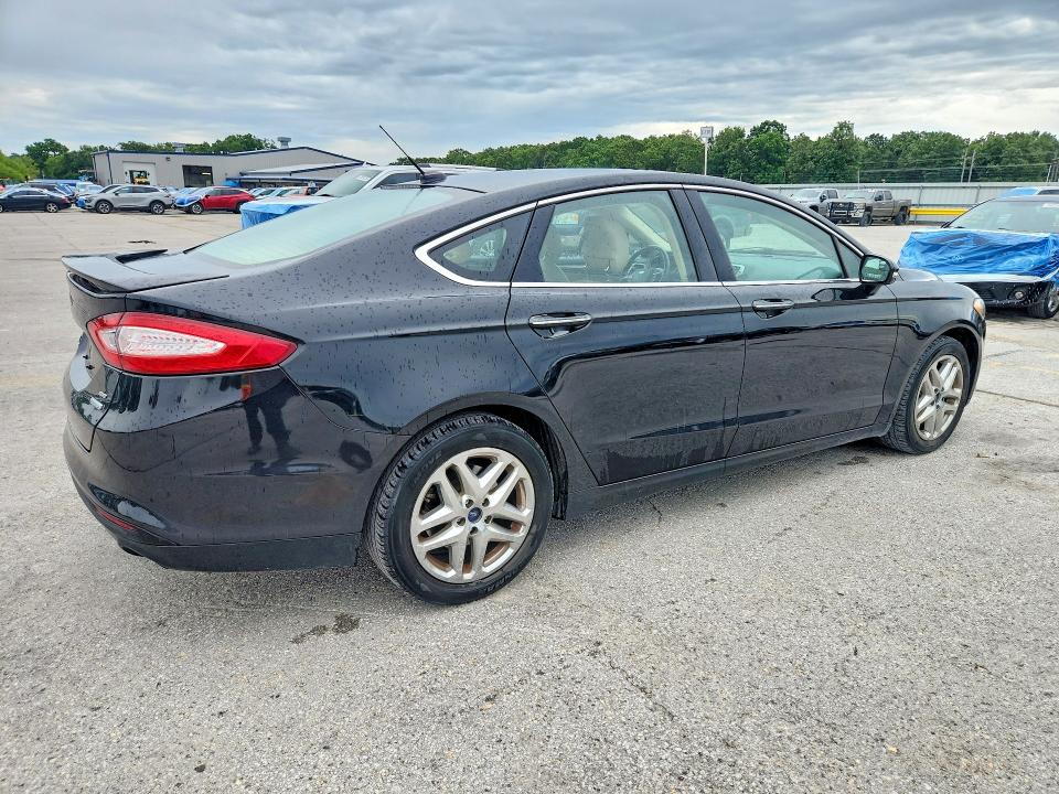 Photo 3 from auction – 2014 FORD FUSION with VIN 3FA6P0HD6ER202321