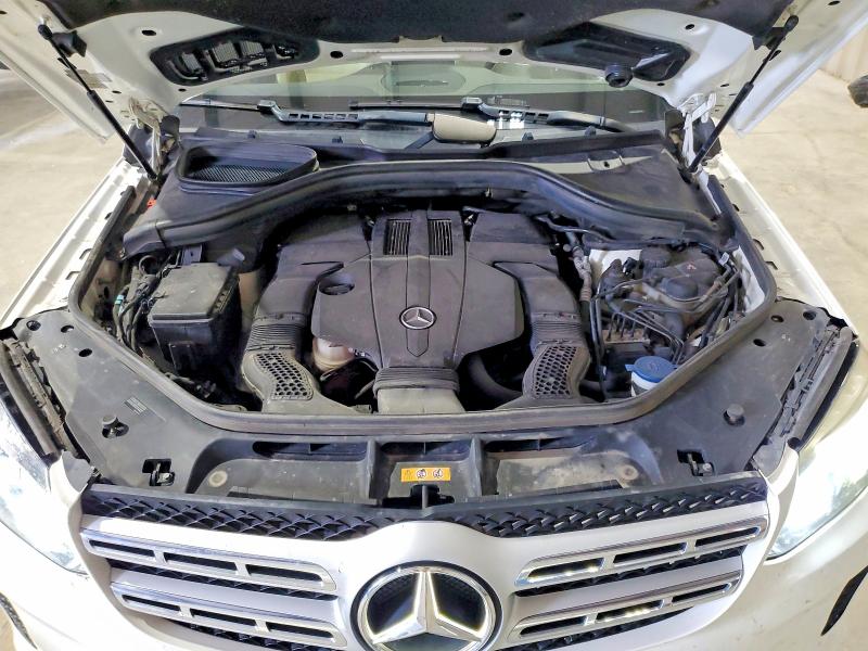 Photo 12 from auction – 2018 MERCEDES-BENZ GLS with VIN 4JGDF6EE7JB181347