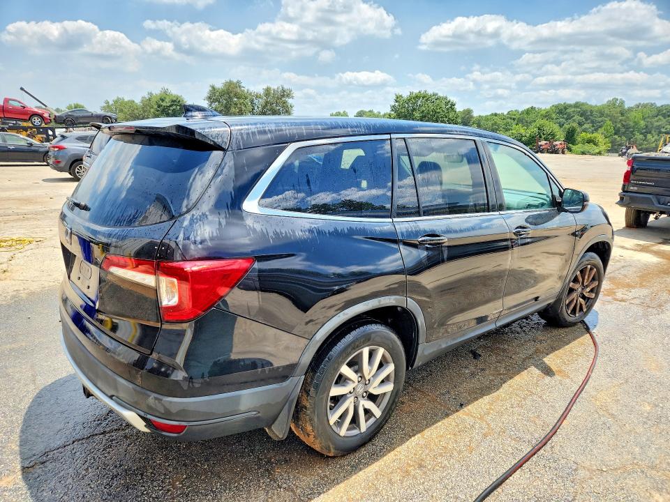 Photo 3 from auction – 2019 HONDA PILOT with VIN 5FNYF5H53KB042892