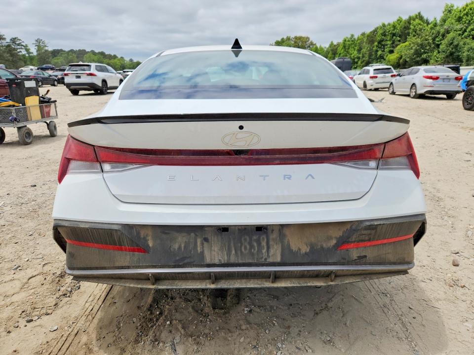 Photo 6 from auction – 2026 HYUNDAI ELANTRA with VIN KMHLM4DG2TU162155