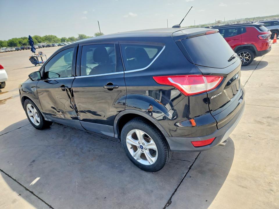 Photo 2 from auction – 2016 FORD ESCAPE with VIN 1FMCU0G78GUA83776