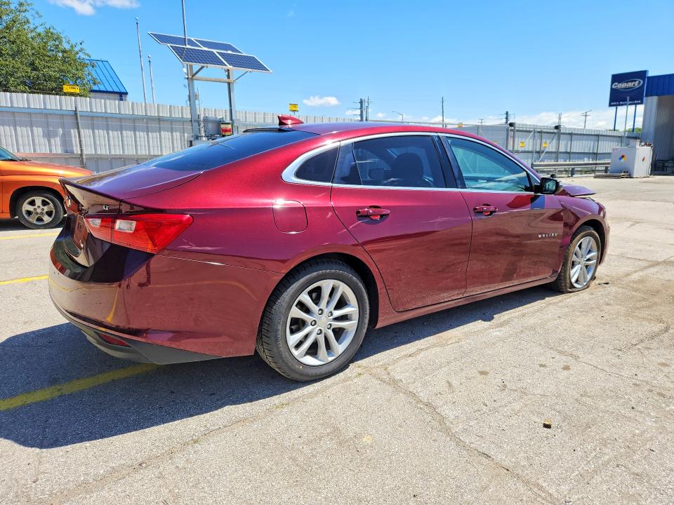 Photo 3 from auction – 2016 CHEVROLET MALIBU with VIN 1G1ZE5ST7GF287849