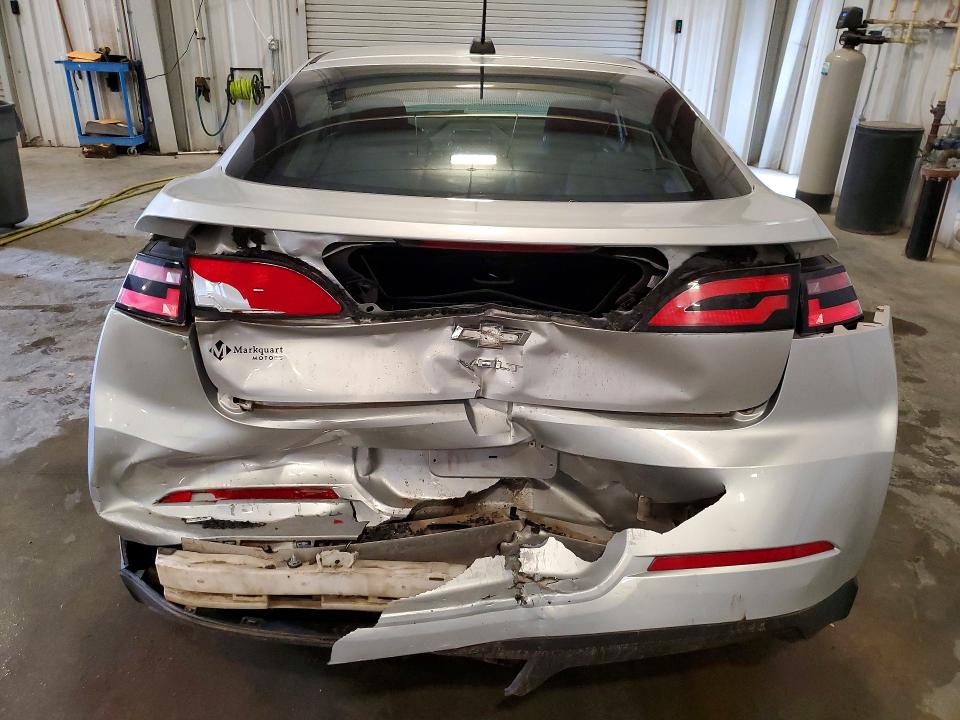 Photo 6 from auction – 2015 CHEVROLET VOLT with VIN 1G1RA6E43FU136068