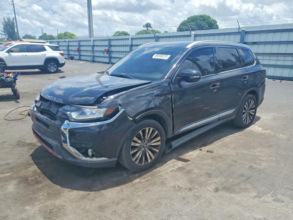 MITSUBISHI OUTLANDER 2020 with VIN JA4AD3A39LZ004755 - Photo from auction