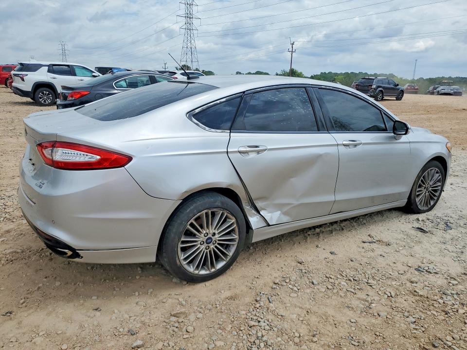 Photo 3 from auction – 2016 FORD FUSION with VIN 3FA6P0T98GR230918