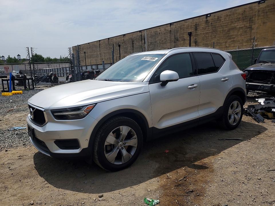 VOLVO XC40 2019 with VIN YV4162UKXK2145352 - Photo from auction