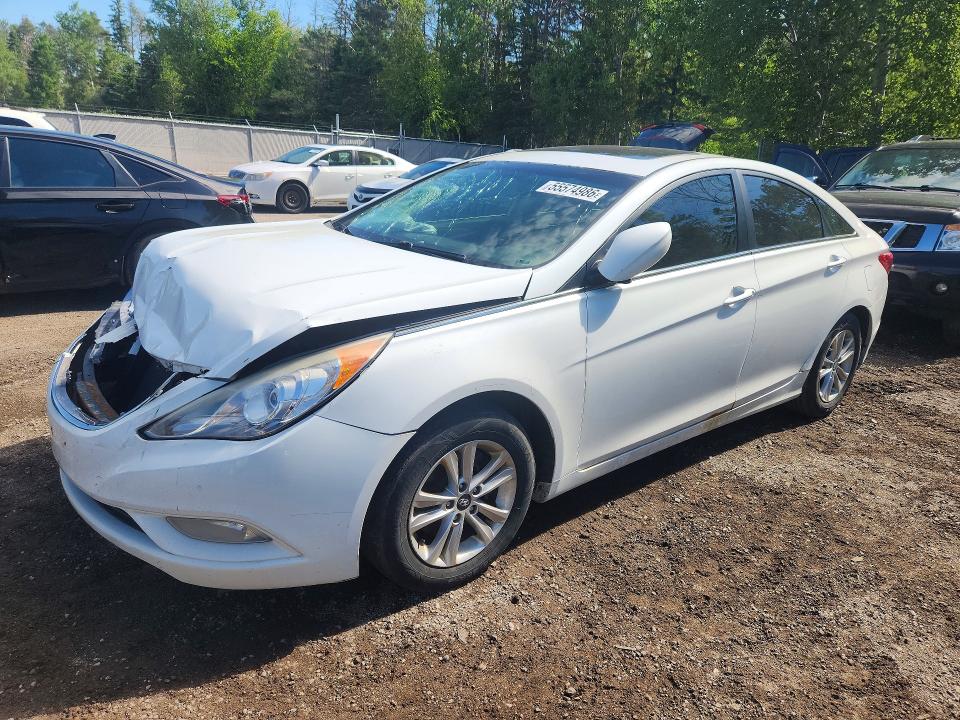 Снимка 1 от търг – 2012 HYUNDAI SONATA с VIN 5NPEB4AC7CH389971
