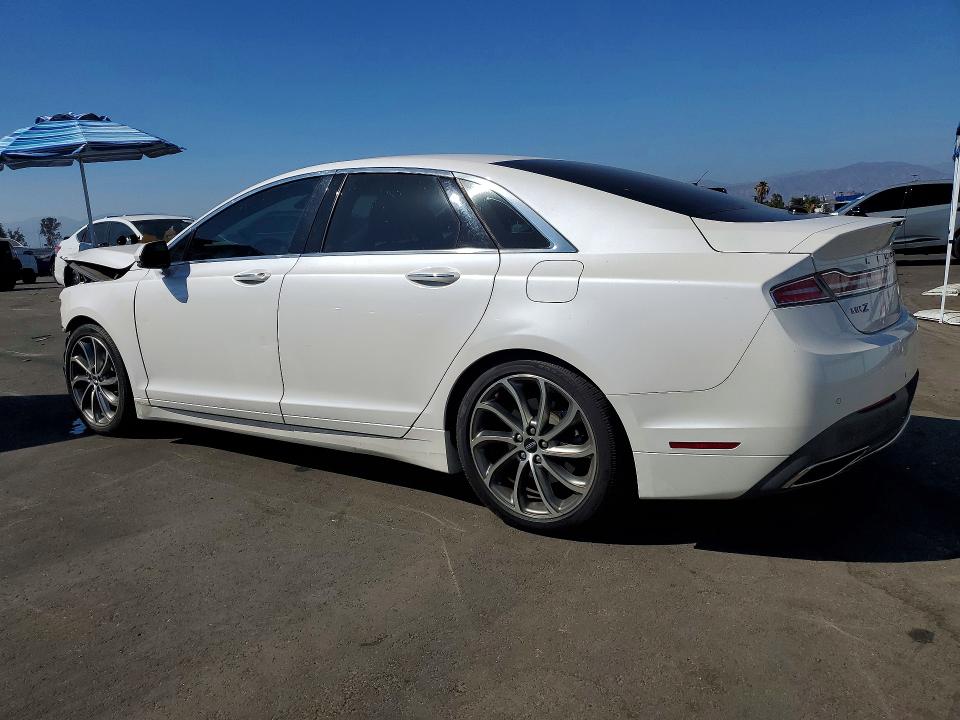 Photo 2 from auction – 2019 LINCOLN MKZ with VIN 3LN6L5LU4KR614481