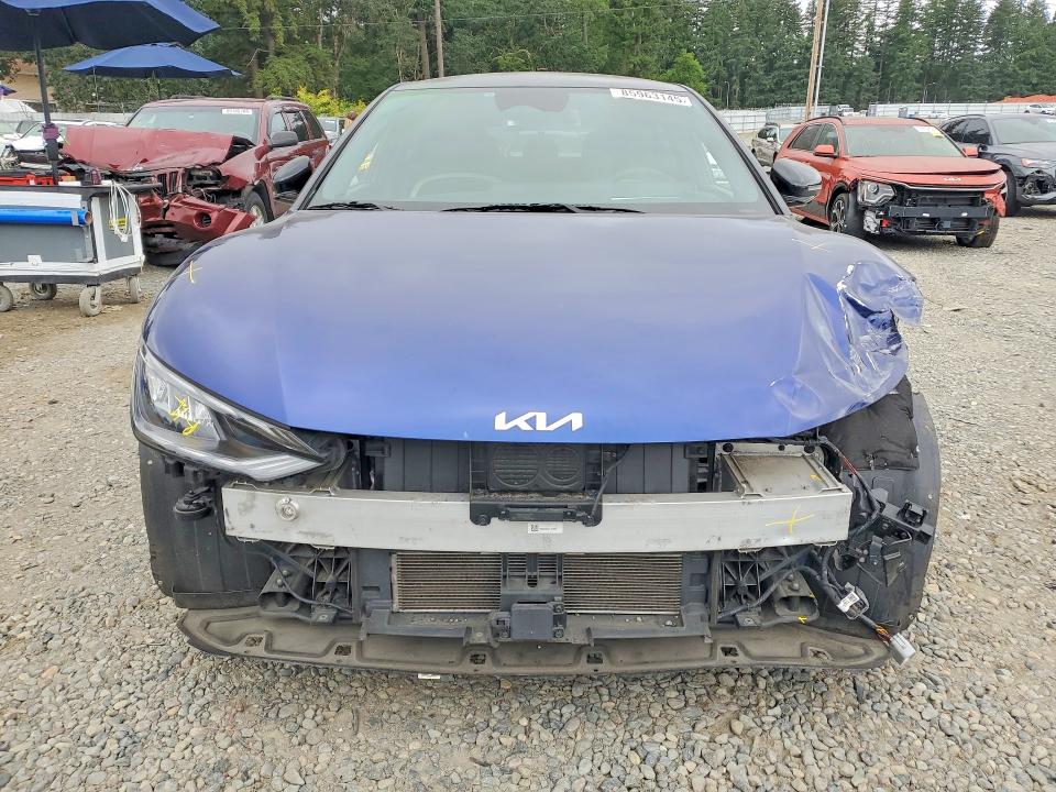 Photo 5 from auction – 2023 KIA EV6 with VIN KNDC4DLCXP5116513