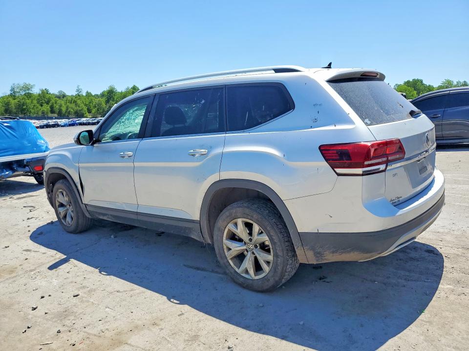 Photo 2 from auction – 2018 VOLKSWAGEN ATLAS with VIN 1V2LR2CA9JC511563