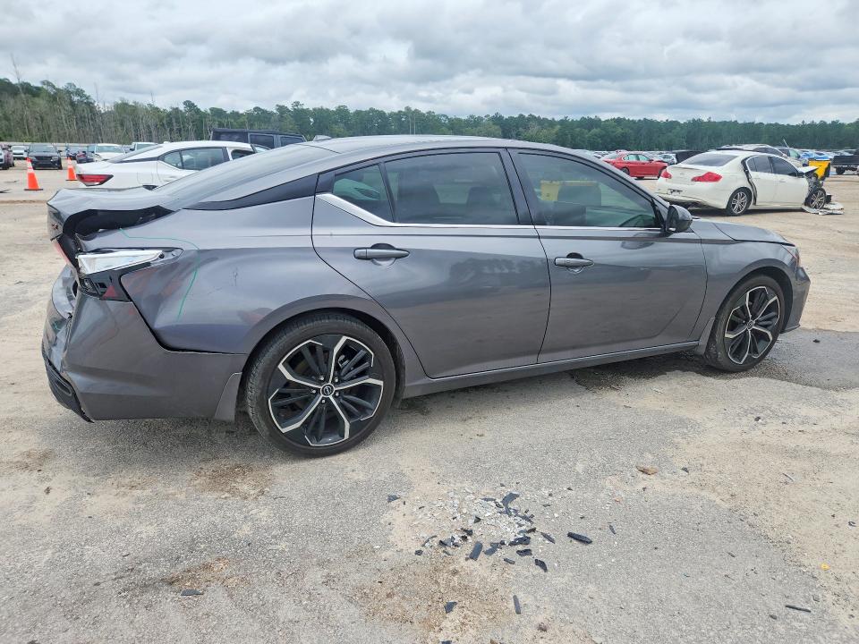 Photo 3 from auction – 2024 NISSAN ALTIMA with VIN 1N4BL4CV1RN350547