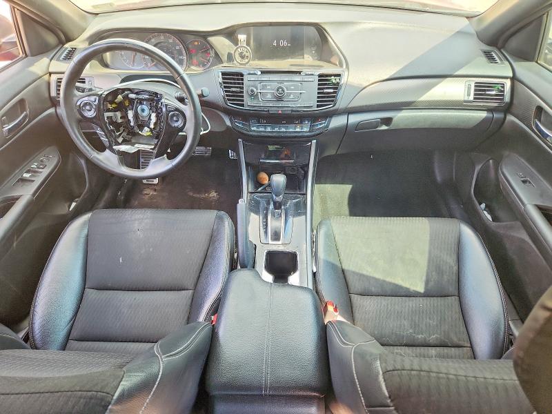 Photo 8 from auction – 2017 HONDA ACCORD with VIN 1HGCR2F50HA152207