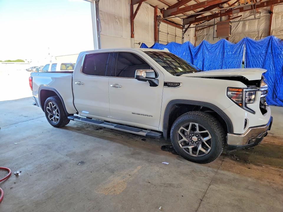 Photo 4 from auction – 2025 GMC SIERRA with VIN 3GTUUDED5SG180535