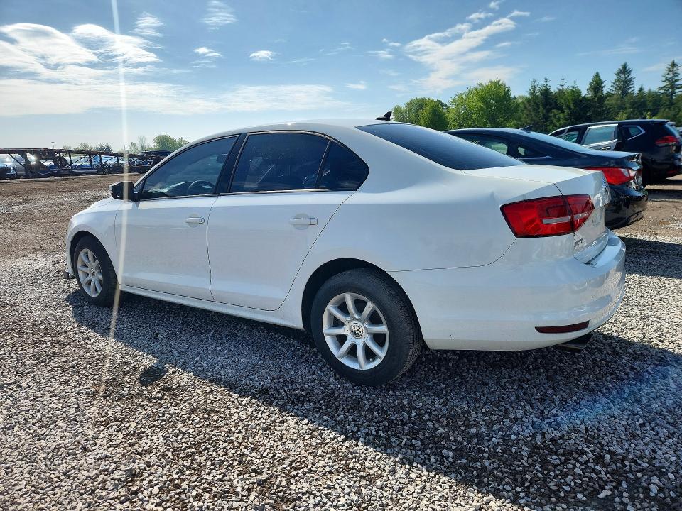 Photo 2 from auction – 2015 VOLKSWAGEN JETTA with VIN 3VW2K7AJ3FM214972