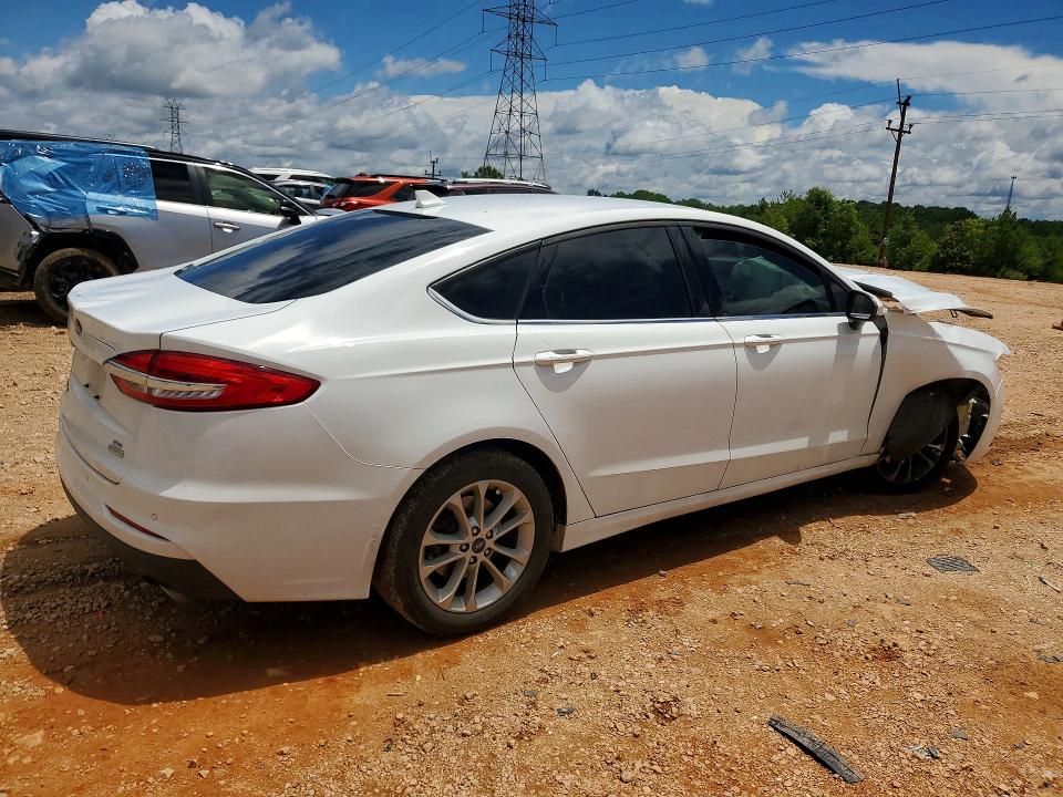 Photo 3 from auction – 2019 FORD FUSION with VIN 3FA6P0HD7KR159748