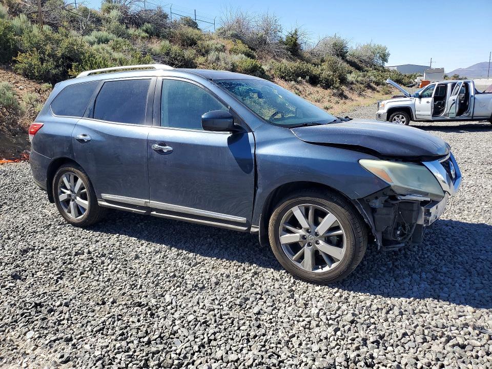 Photo 4 from auction – 2016 NISSAN PATHFINDER with VIN 5N1AR2MM2GC601241
