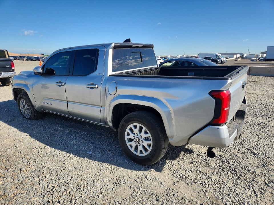 Photo 2 from auction – 2026 TOYOTA TACOMA with VIN 3TMLB5JN8TM243667