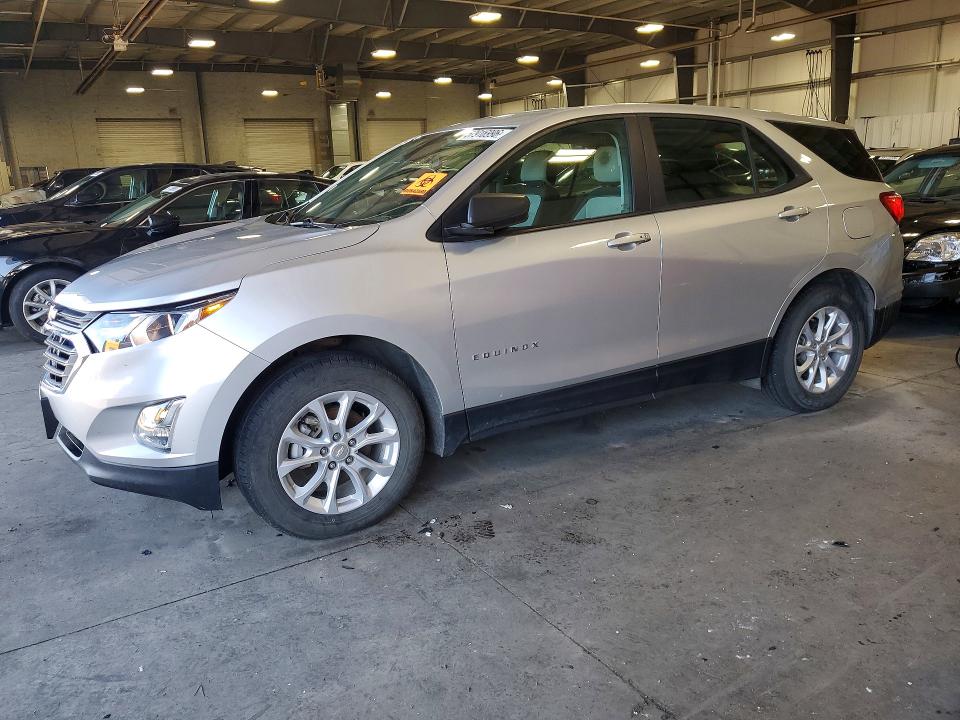 CHEVROLET EQUINOX 2021 with VIN 3GNAXHEV8MS121383 - Photo from auction