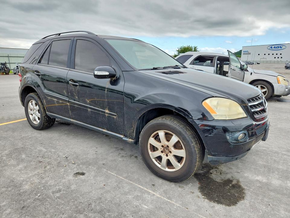 Photo 4 from auction – 2007 MERCEDES-BENZ ML with VIN 4JGBB86E87A272042