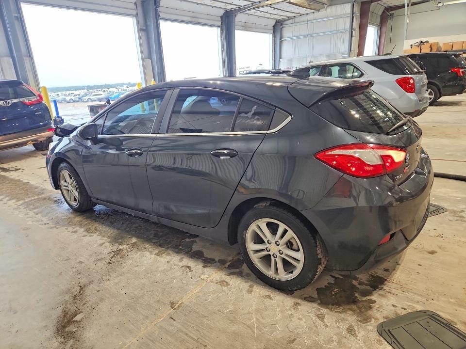 Photo 2 from auction – 2017 CHEVROLET CRUZE with VIN 3G1BE6SM0HS526087