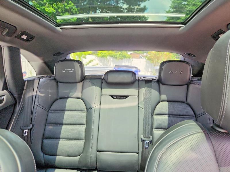 Photo 10 from auction – 2018 PORSCHE MACAN with VIN WP1AG2A5XJLB65008