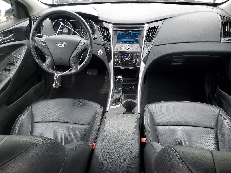 Photo 8 from auction – 2011 HYUNDAI SONATA with VIN 5NPEC4AC5BH029271