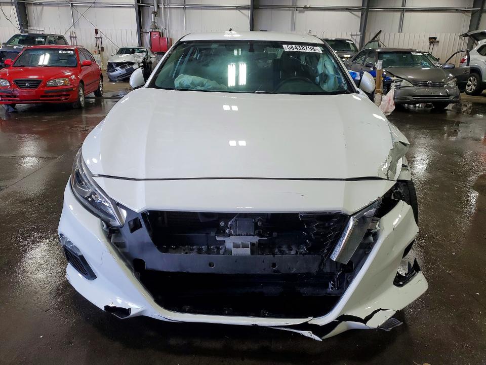 Photo 5 from auction – 2020 NISSAN ALTIMA with VIN 1N4BL4BV9LC240544