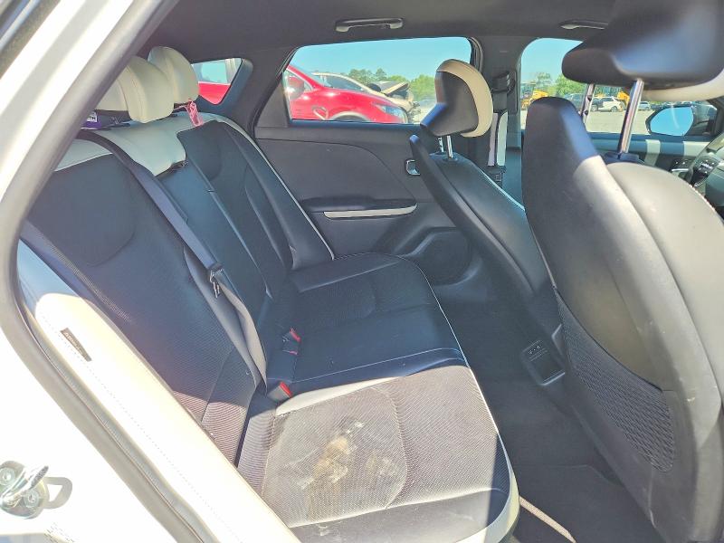 Photo 10 from auction – 2025 KIA K4 with VIN 3KPFW4DE6SE102614