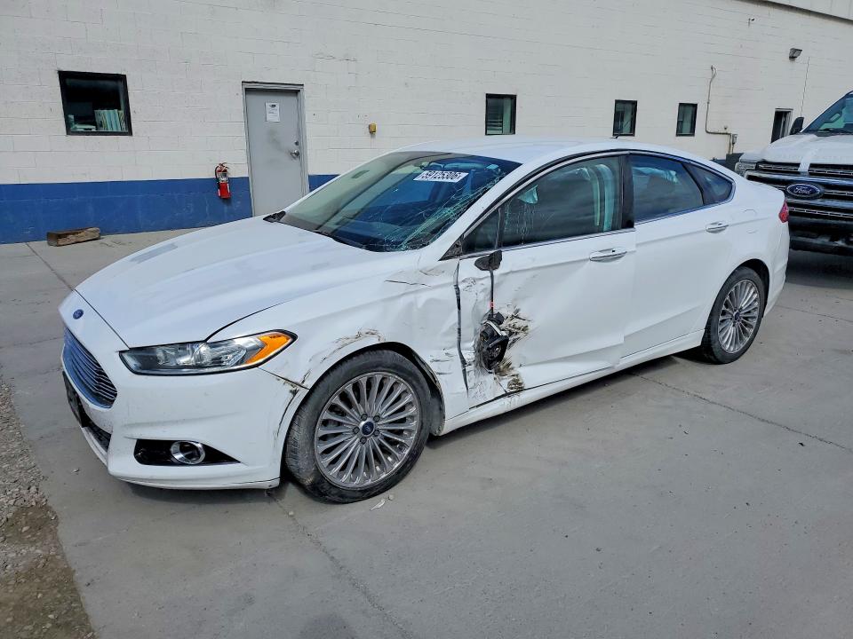 FORD FUSION 2016 with VIN 3FA6P0K95GR320304 - Photo from auction